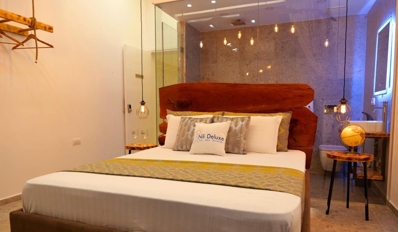 Nili Deluxe Hotel Sarande Exterior photo